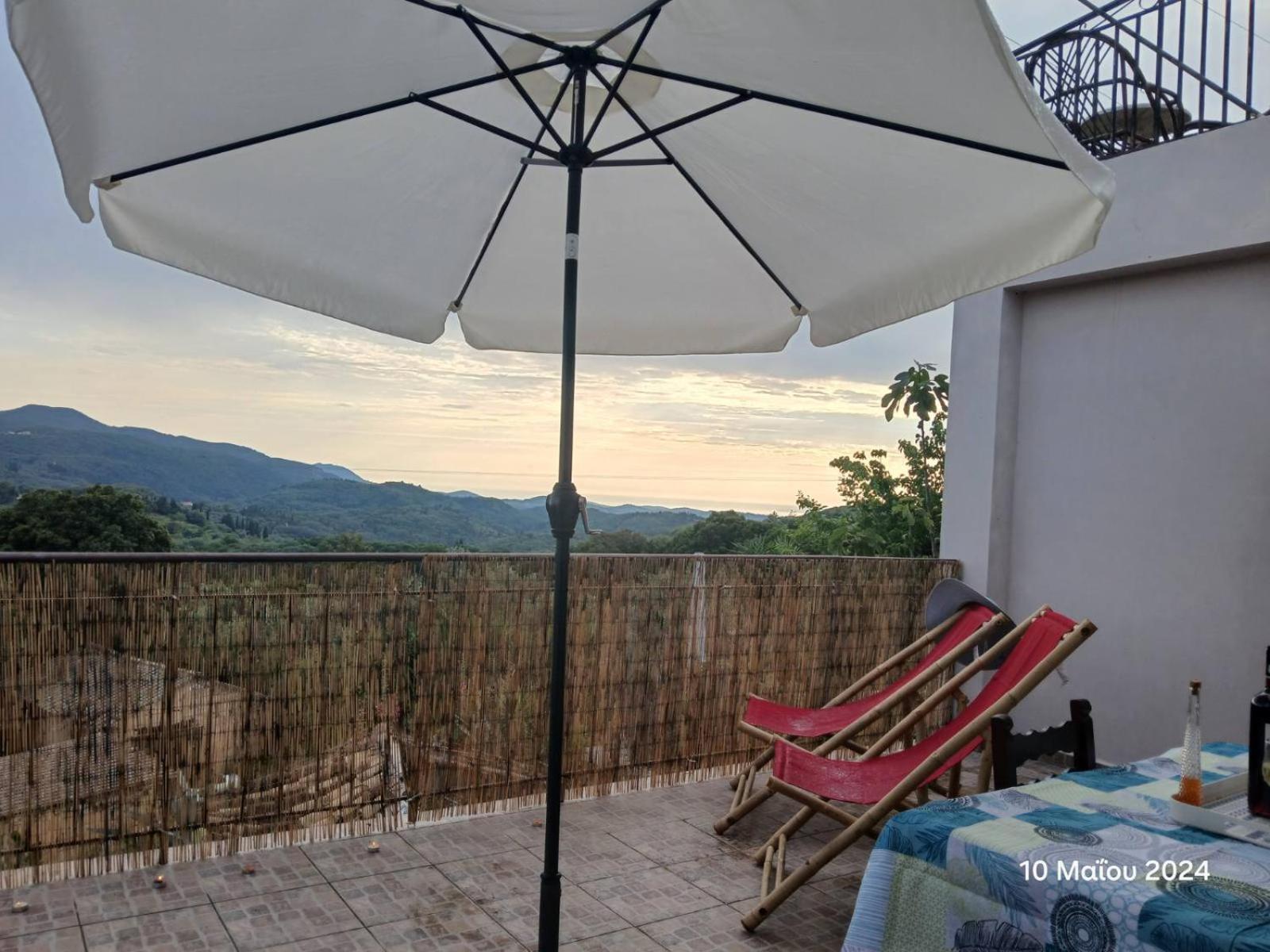 Guest House Christos Sgourades Exterior photo